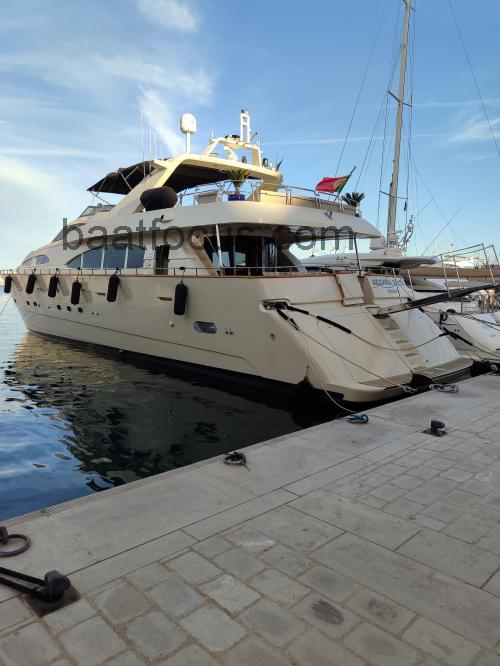 Azimut 100 Jumbo Spesifikasjoner og anmeldelser